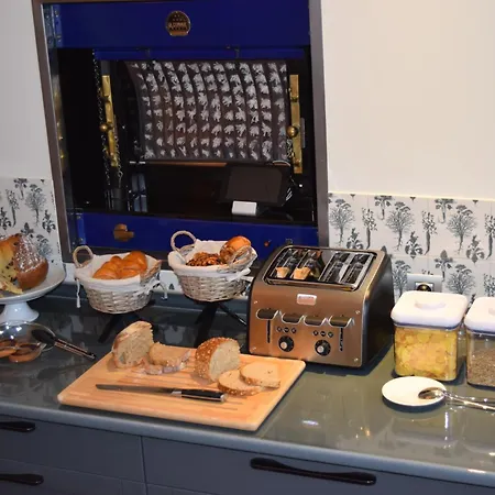 Alojamento de Acomodação e Pequeno-almoço Domaine Du Kaegy - Hebergements 5 Etoiles Steinbrunn-le-Bas